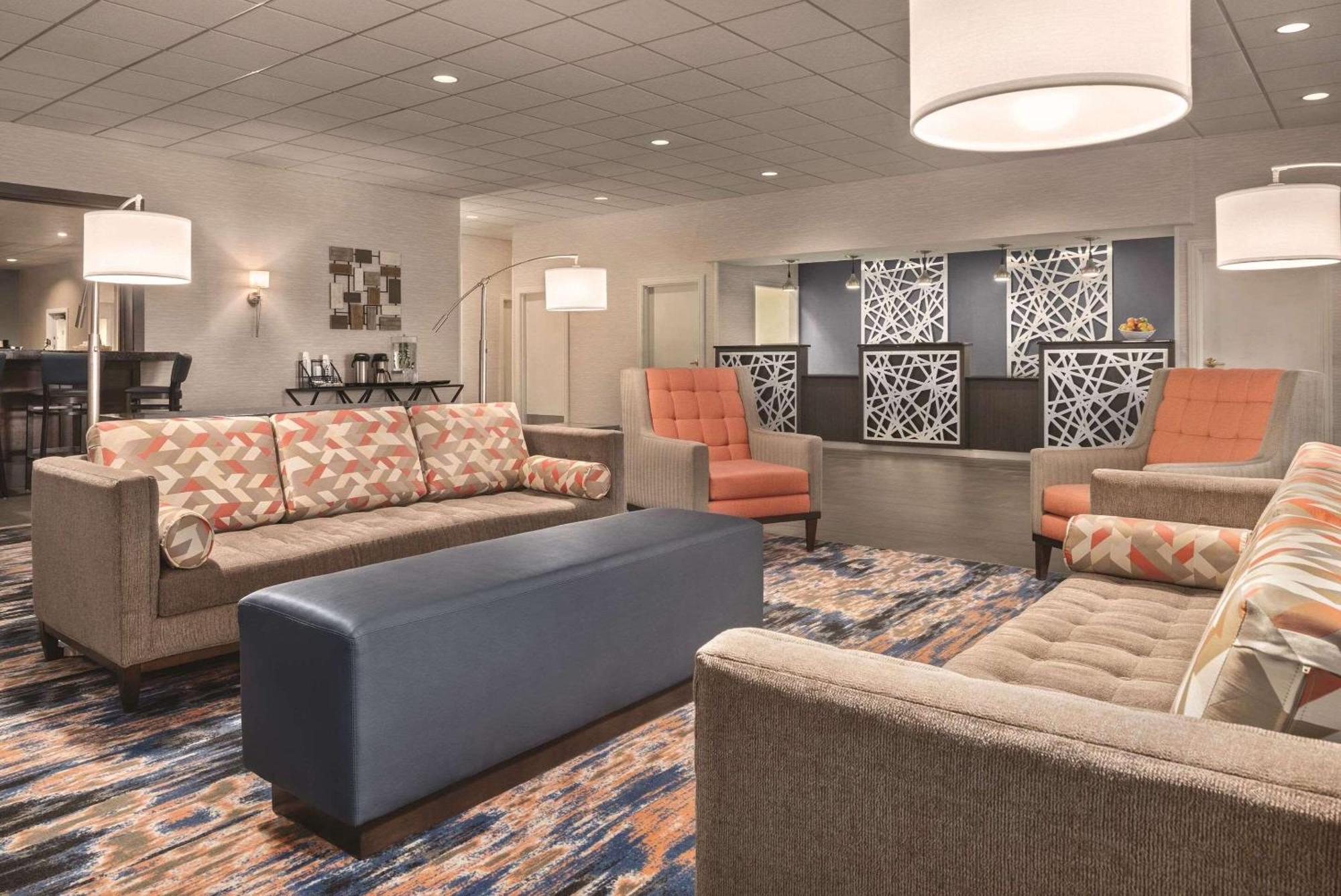Radisson Hotel And Conference Center 폰더랙 외부 사진
