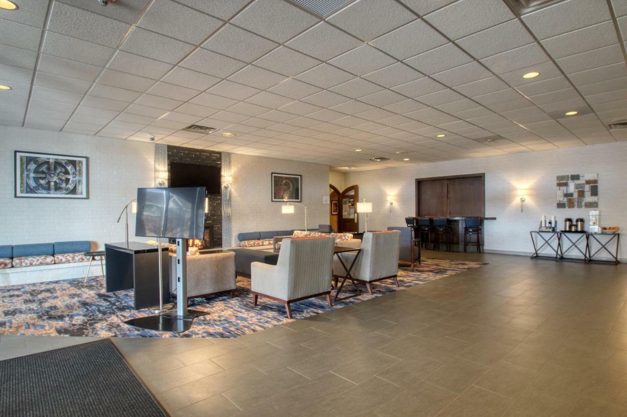 Radisson Hotel And Conference Center 폰더랙 외부 사진